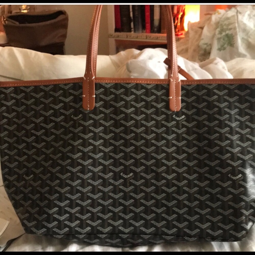Medium size imitation tote bag